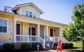 Kingsmill Resort